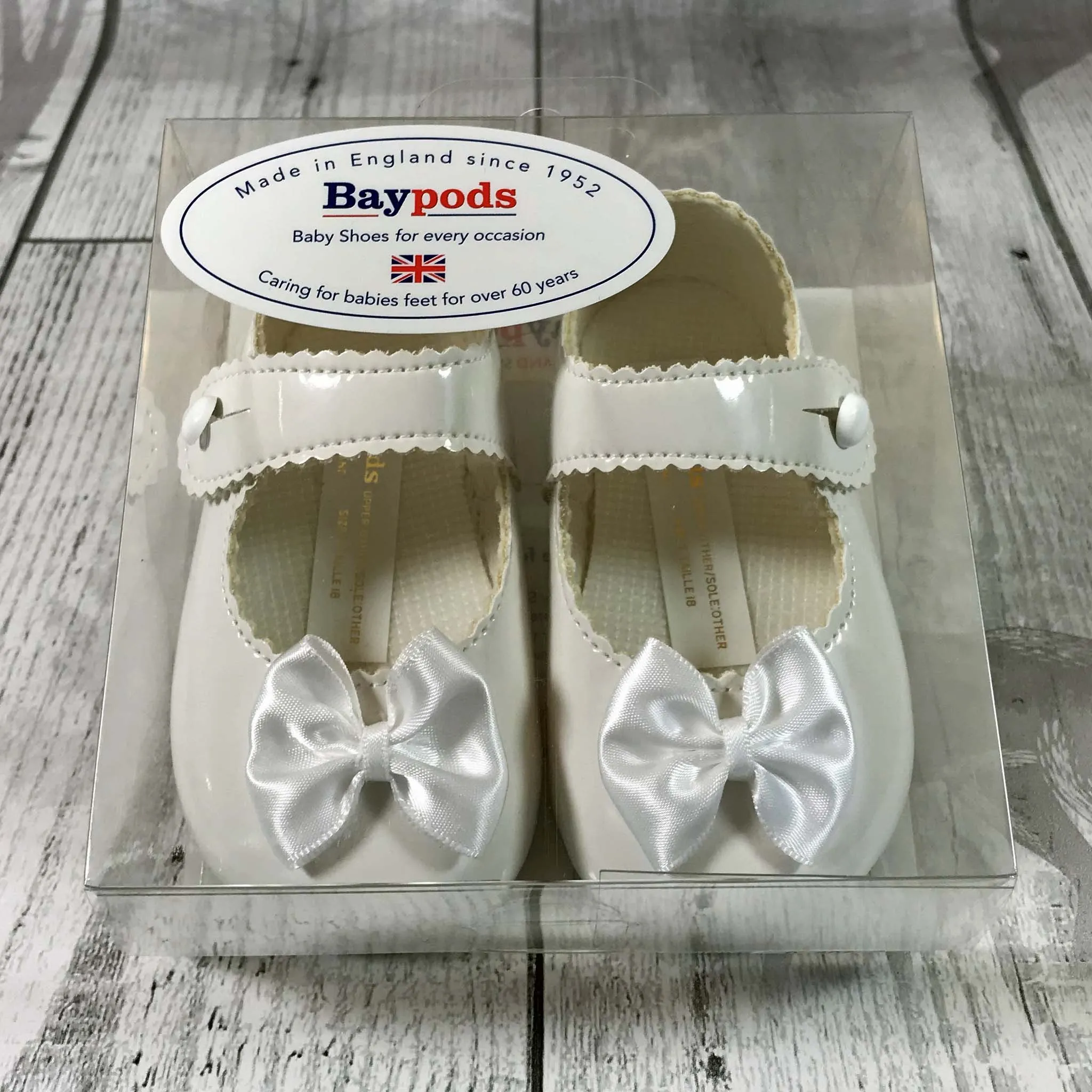 Baby Girl White Pram Shoes with White Bow and soft sole