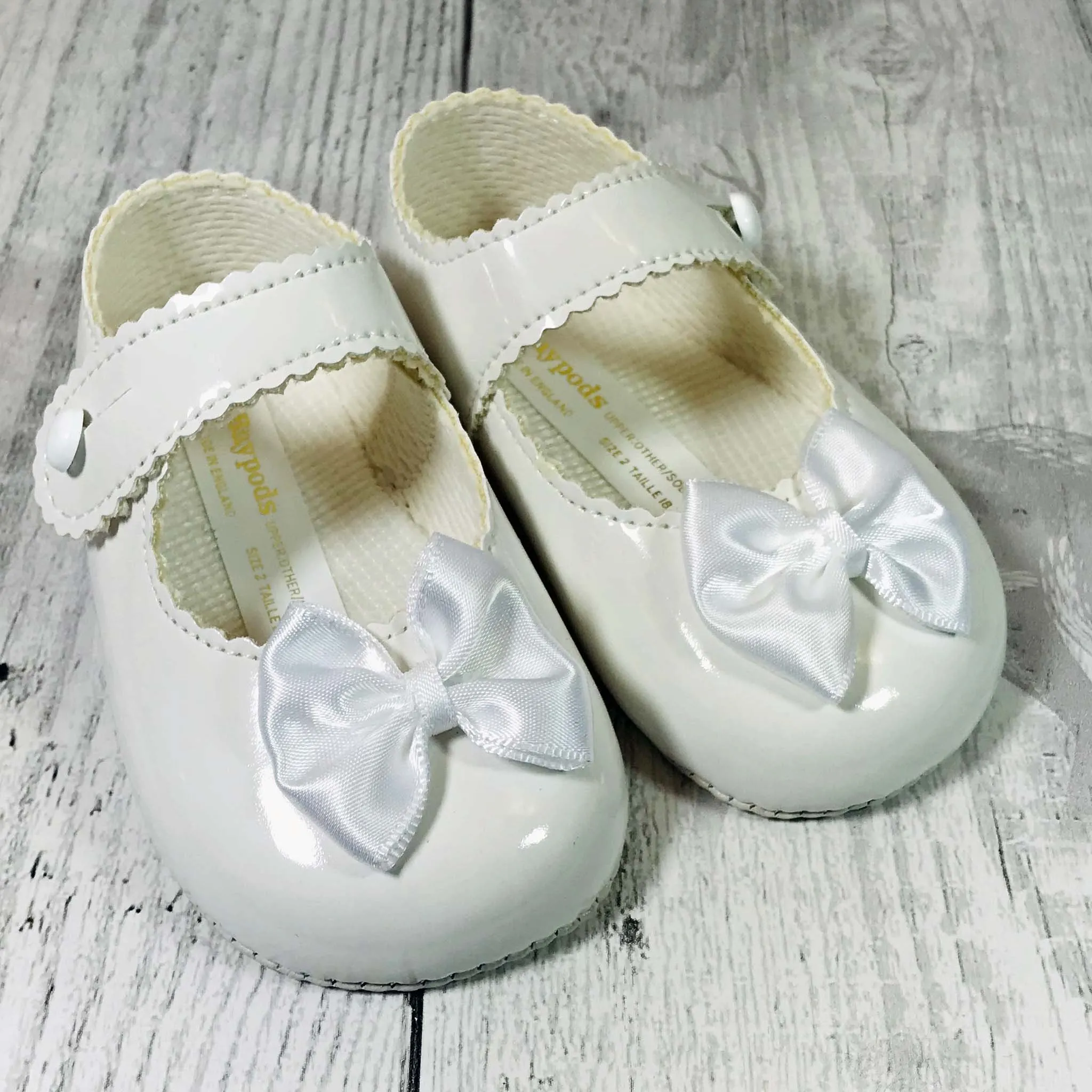 Baby Girl White Pram Shoes with White Bow and soft sole