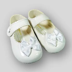 Baby Girl White Pram Shoes with White Bow and soft sole